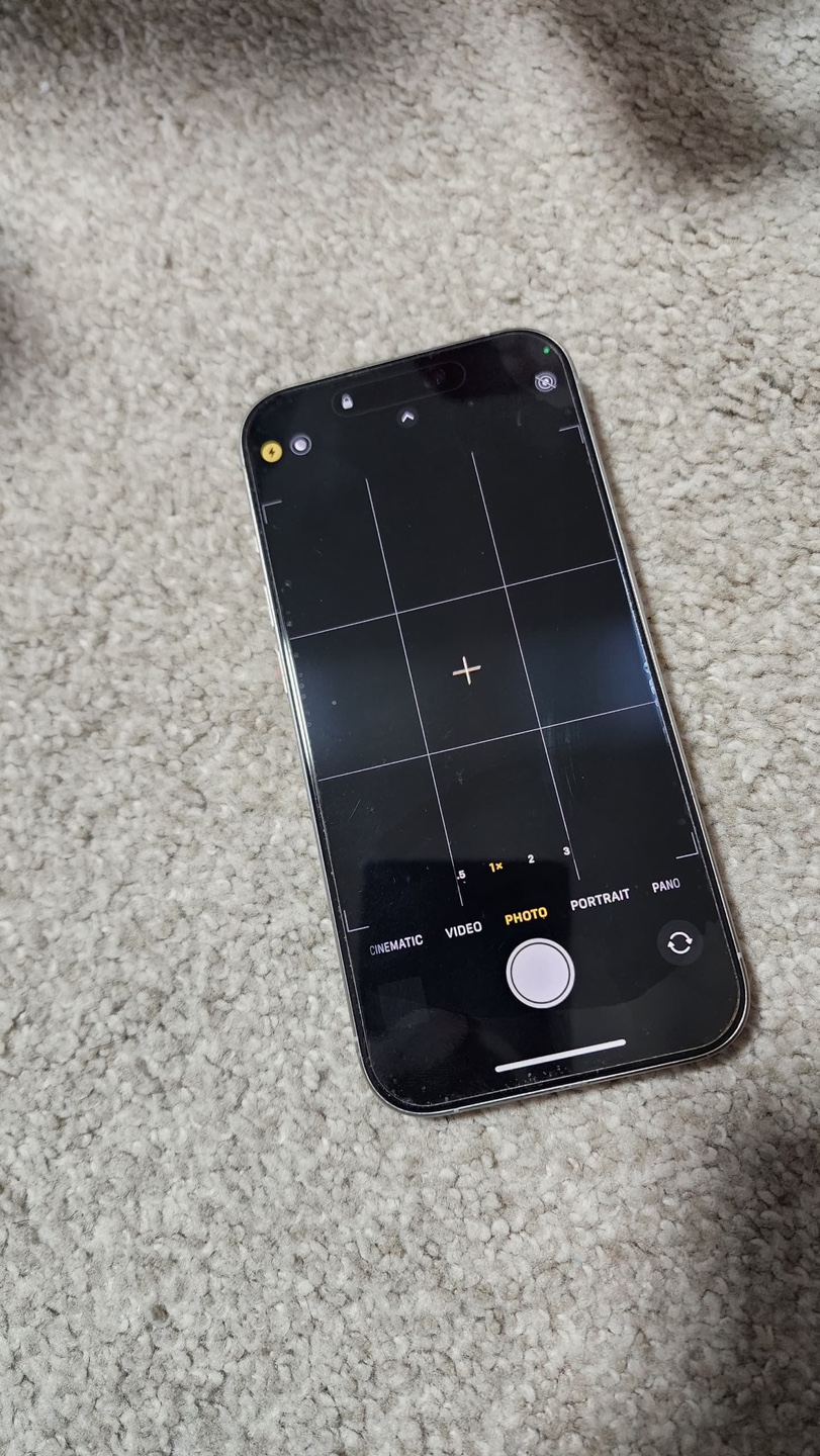 iPhone 15 Pro - photo 4