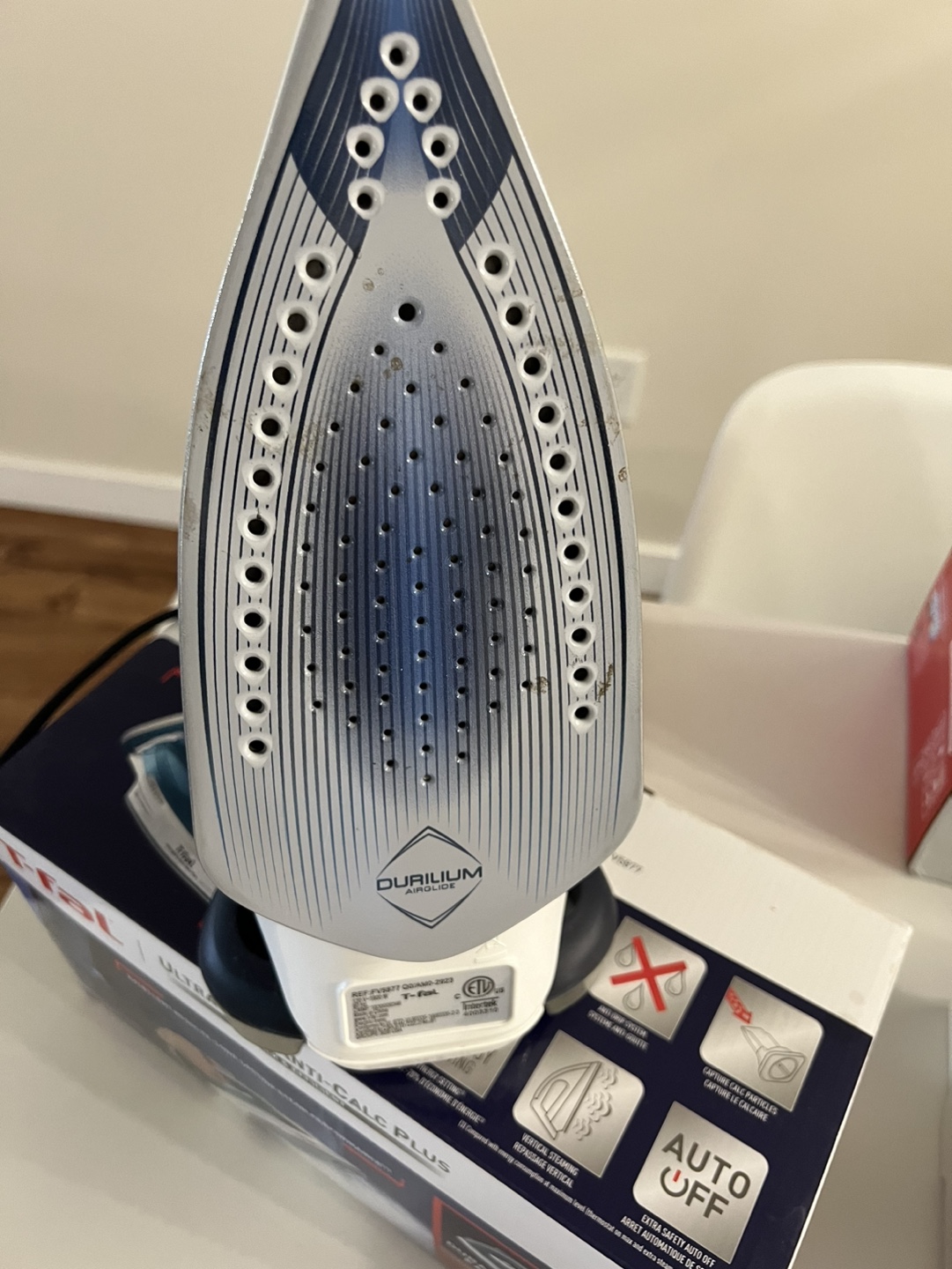T-Fal Ultraglide Anti-Calc Plus Iron - photo 3