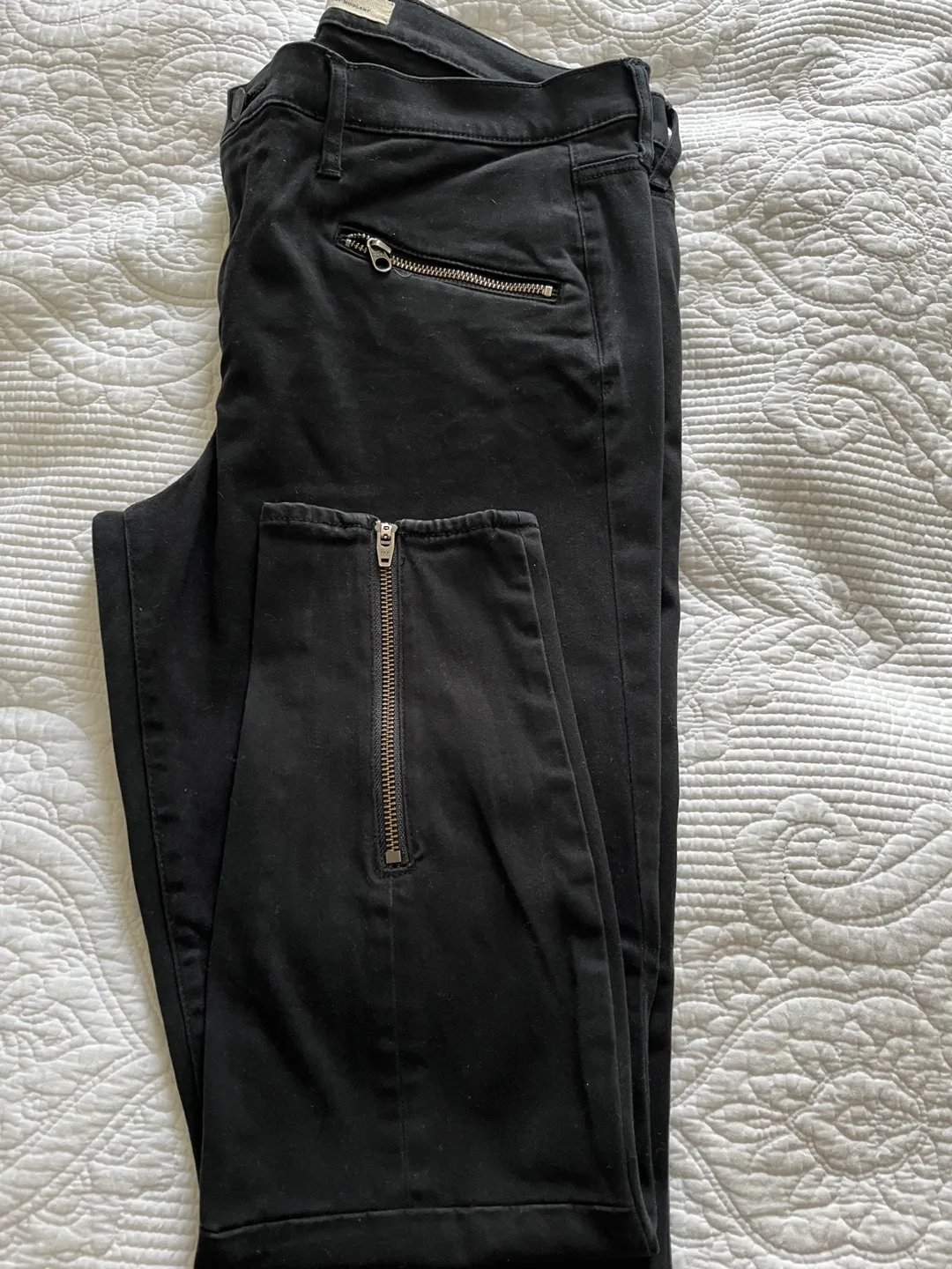 Gap True Skinny Jeans. Size 12 image indicator(3)