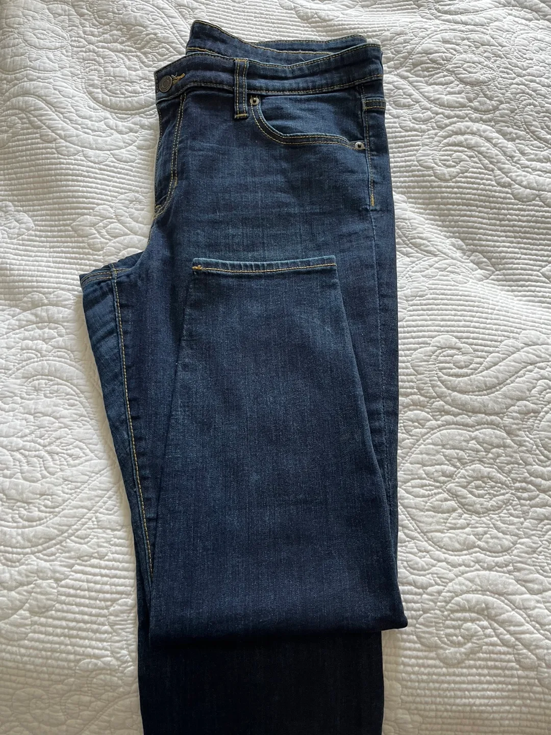 Gap Denim Jeans. Size 32 (12) image indicator(4)