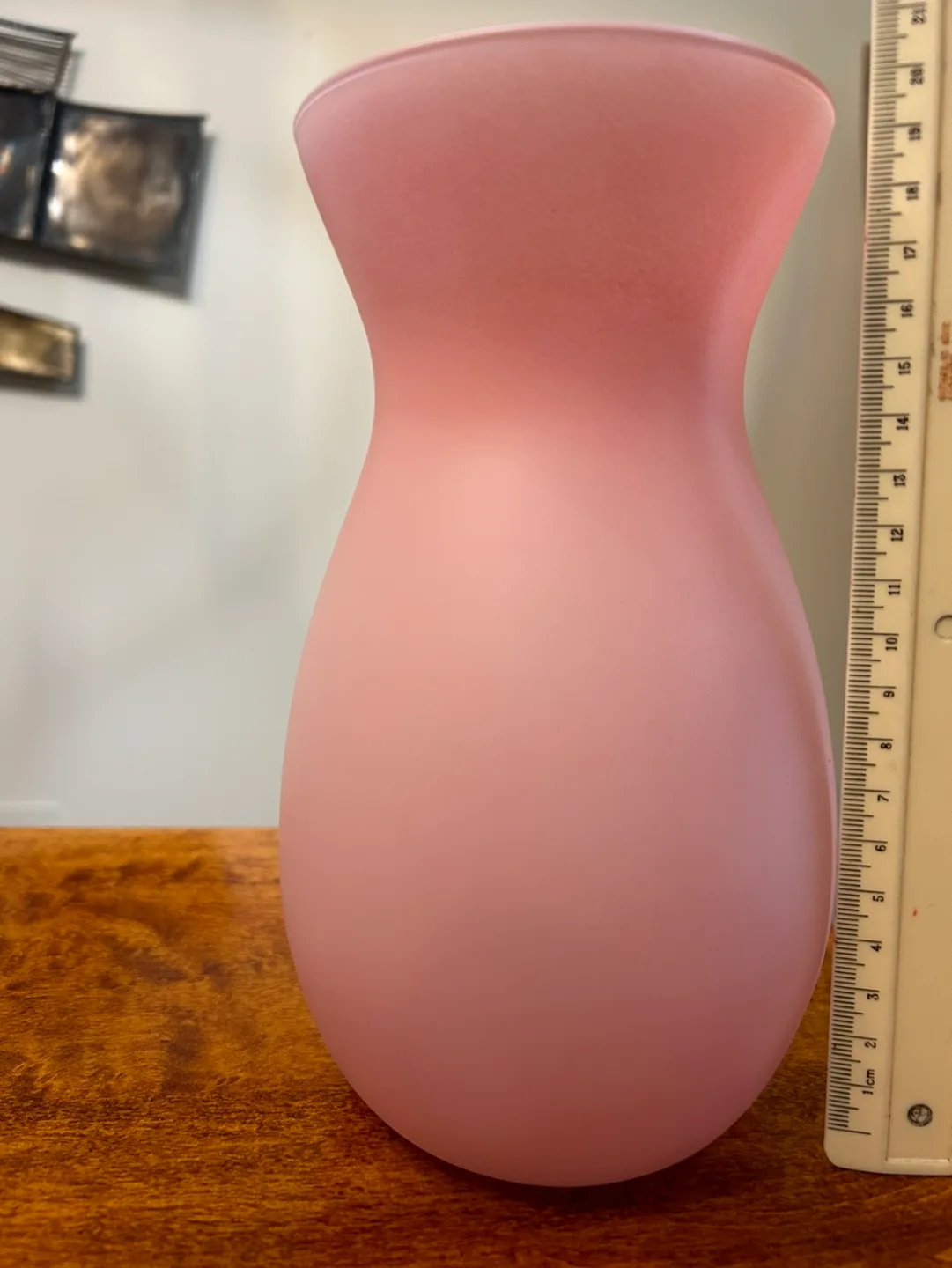 Set of 18 Vases image indicator(3)