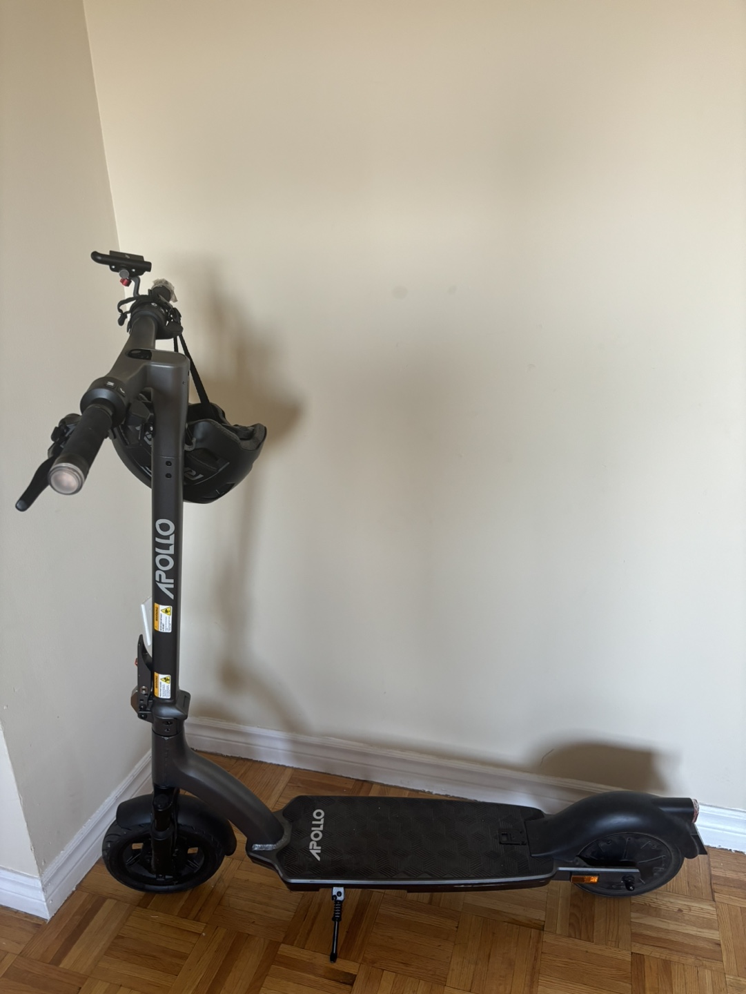 Apollo Electric Scooter - photo 3