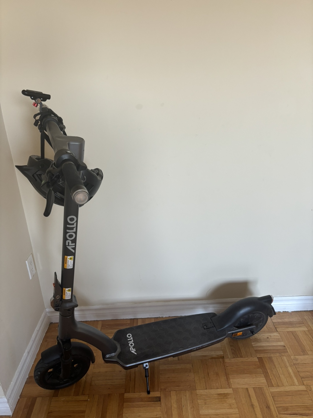 Apollo Electric Scooter - photo 2