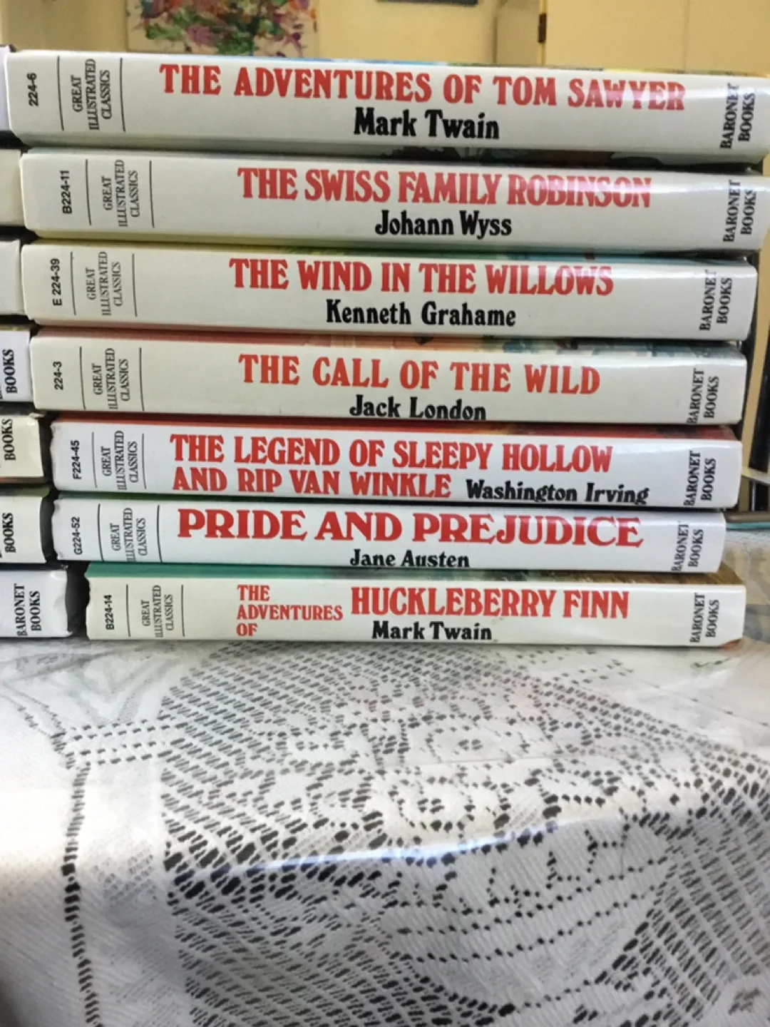 14 Great Illustrated Classics Books thumbnail