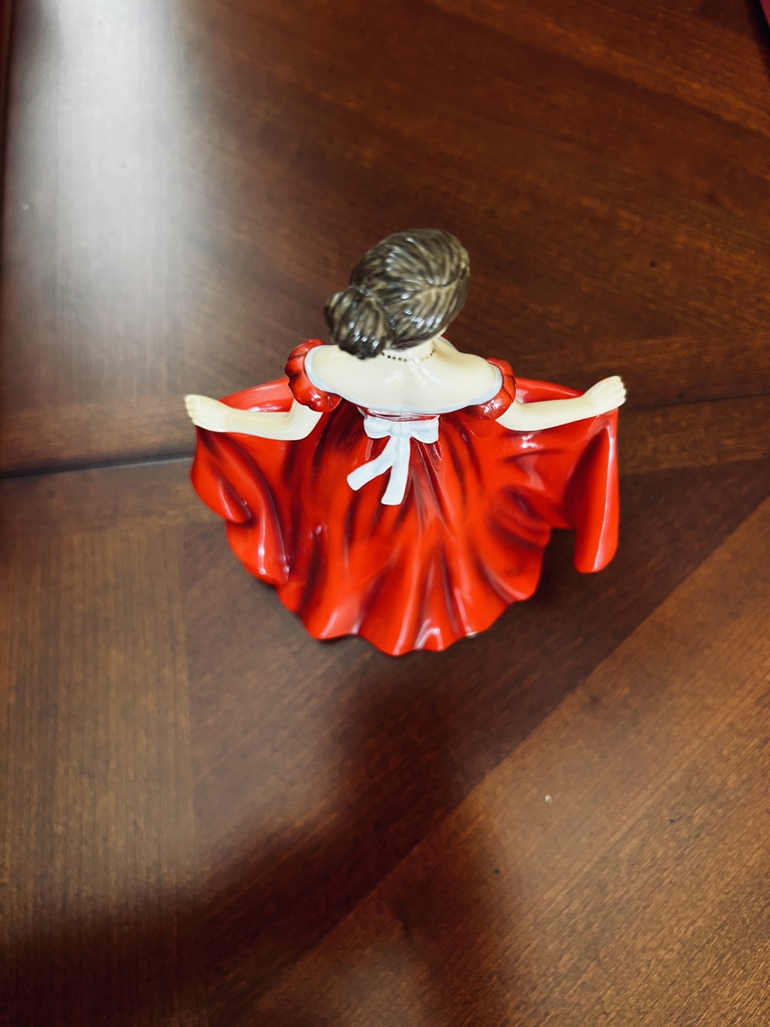 Royal Doulton Figurine - photo 3