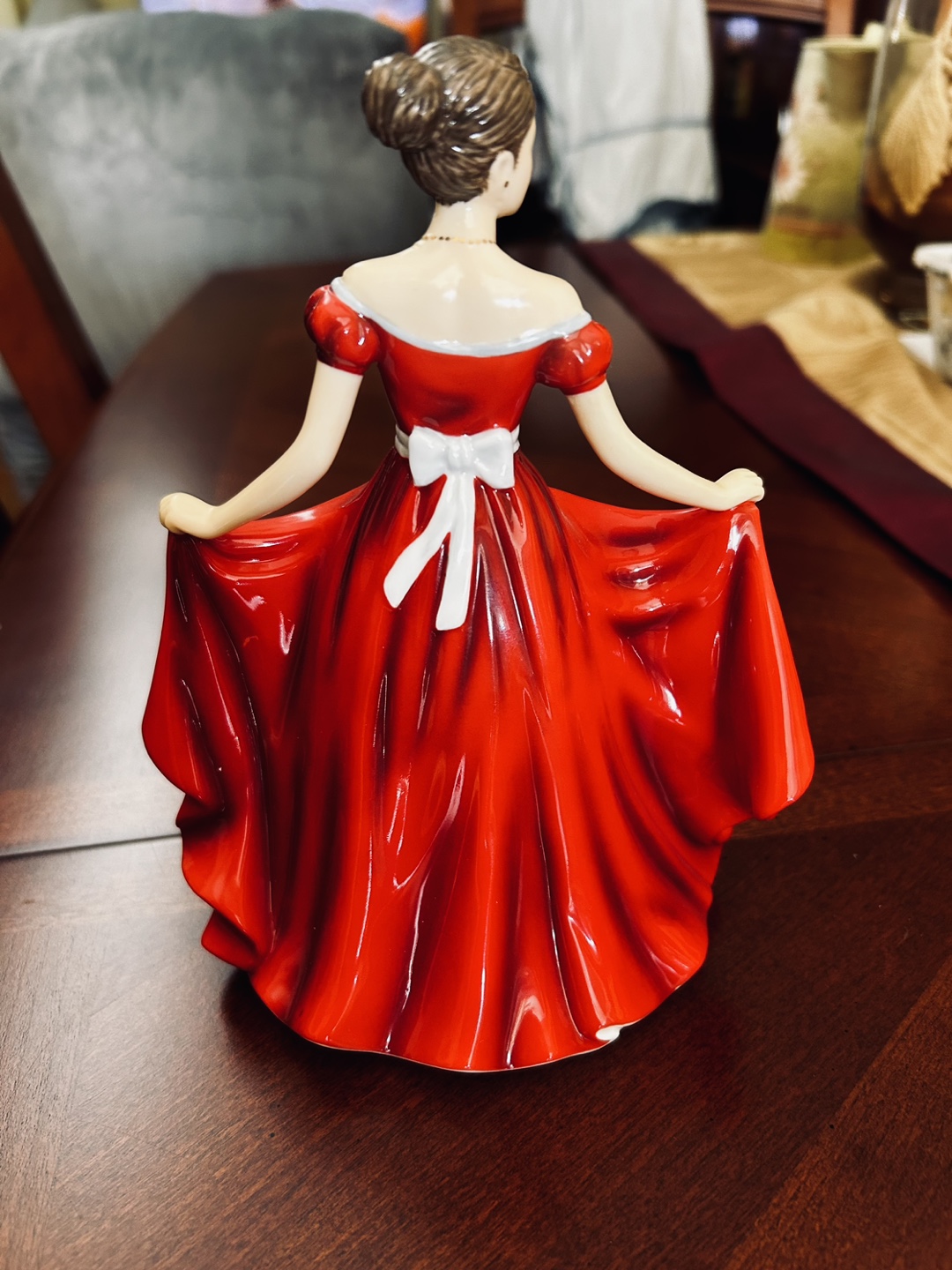 Royal Doulton Figurine - photo 2