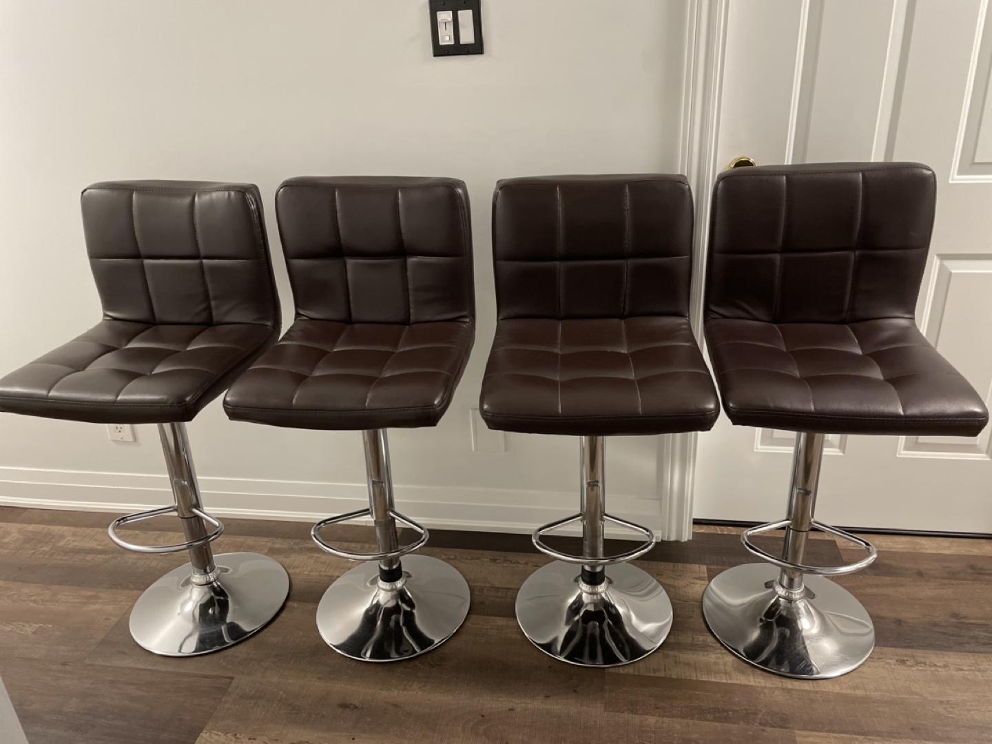 Set of 4 Bar Stools