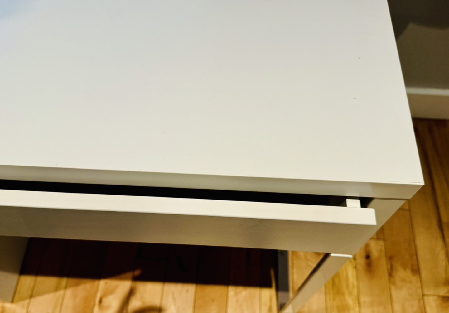 Ikea Micke desk—barely used - photo 5