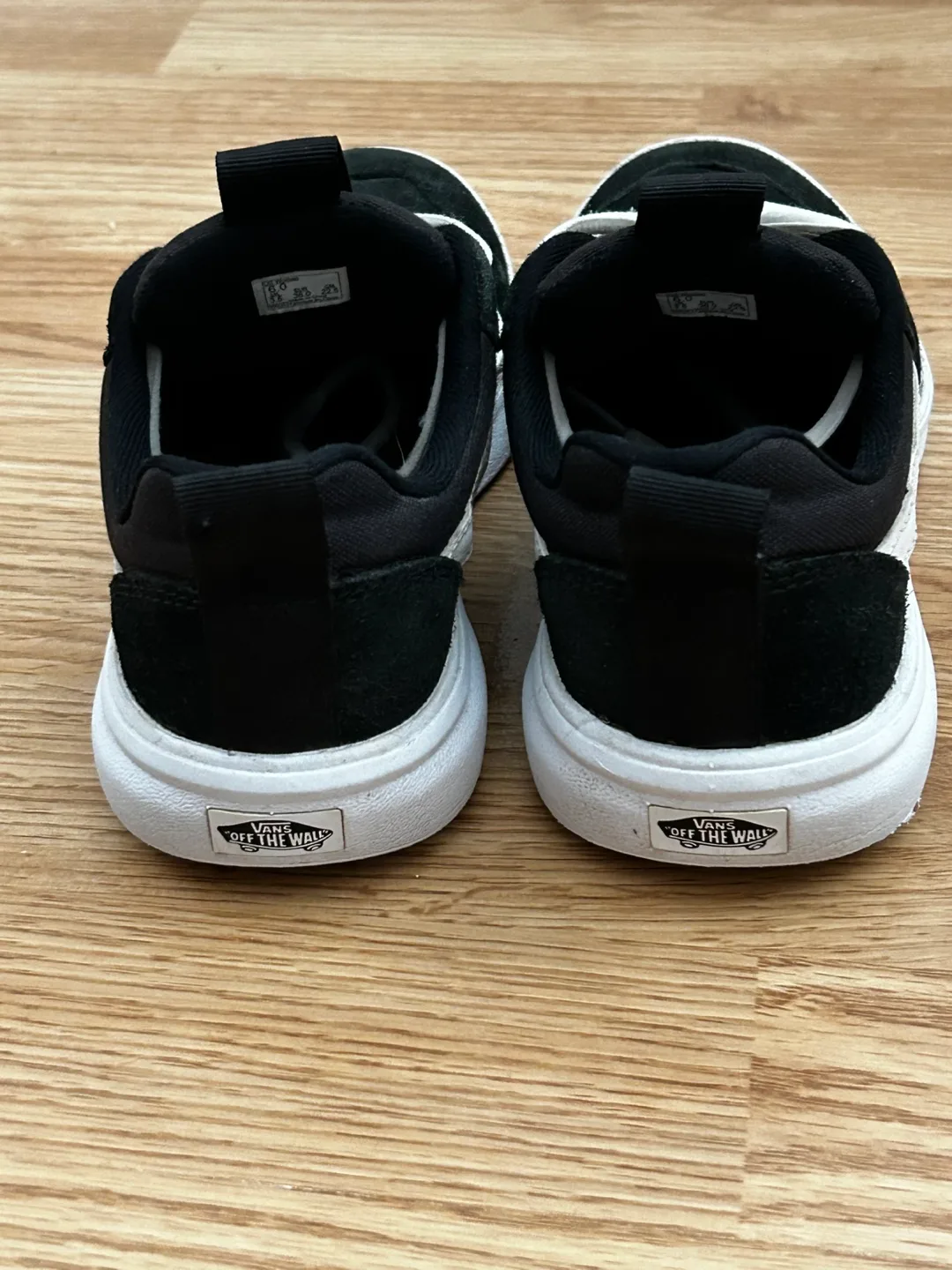 Women’s Vans Range Exp Black Skate Shoe image indicator(4)