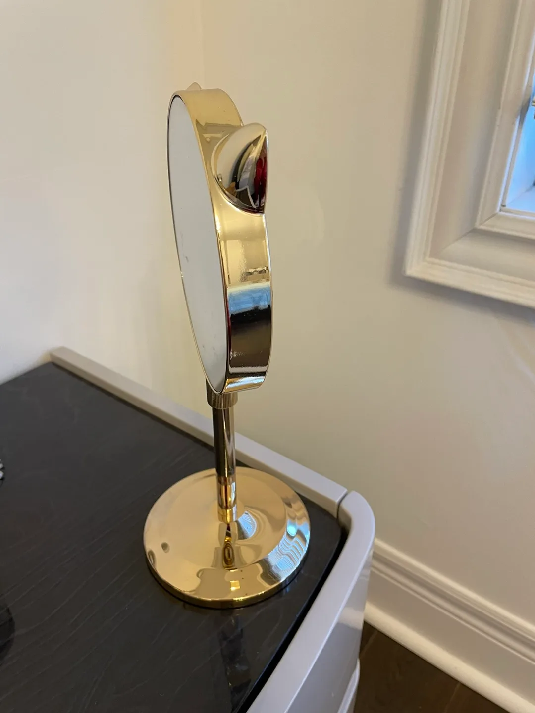 Brand new Gold Cat Ear Vanity Mirror with 5x magnification image indicator(5)