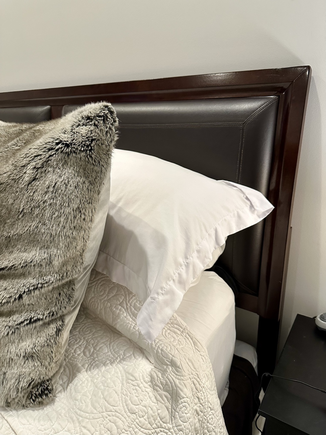 King Size Bed Frame w/Wood & Leather Headboard - photo 5