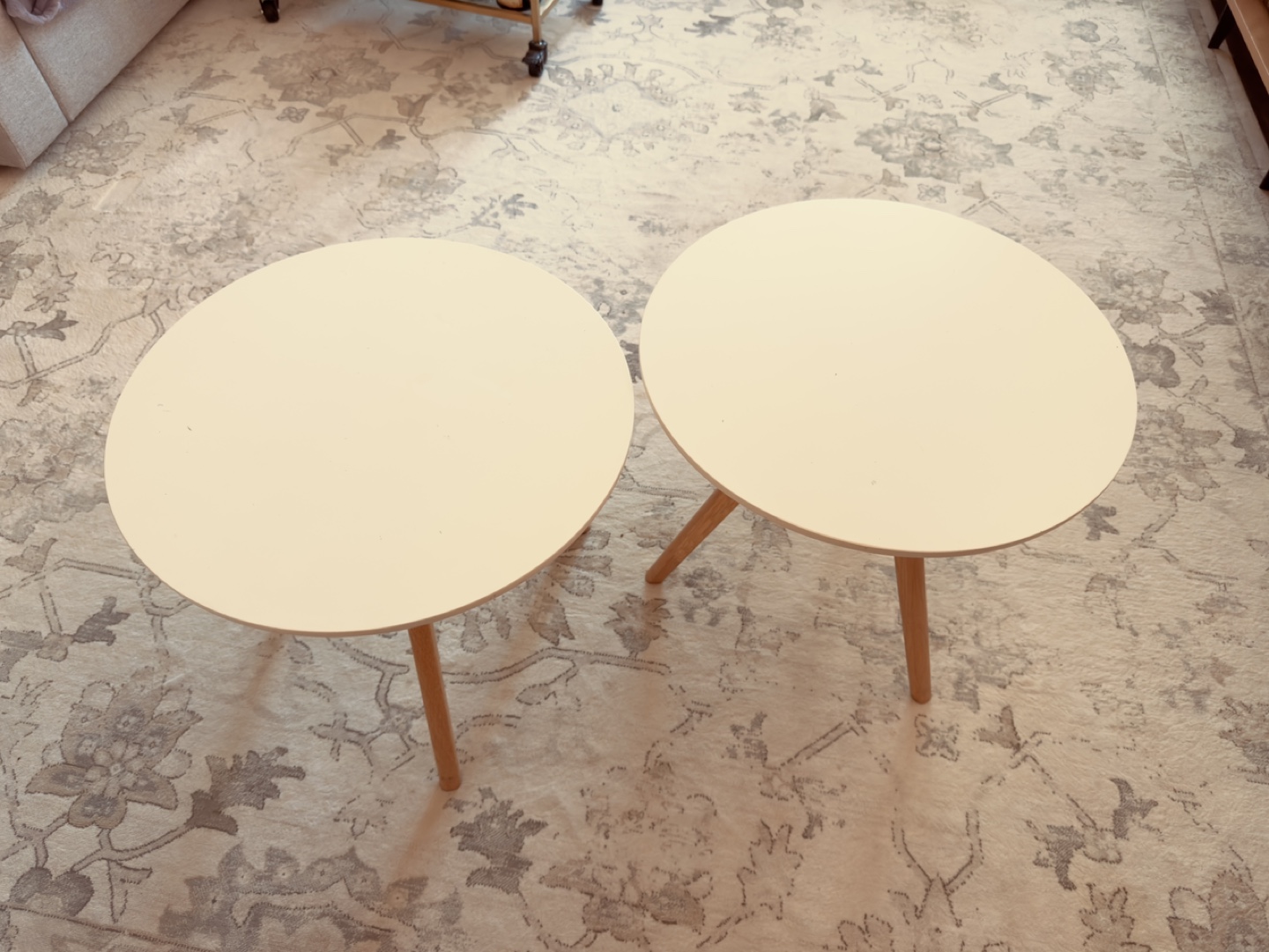 Set of 2 Round Coffee Tables