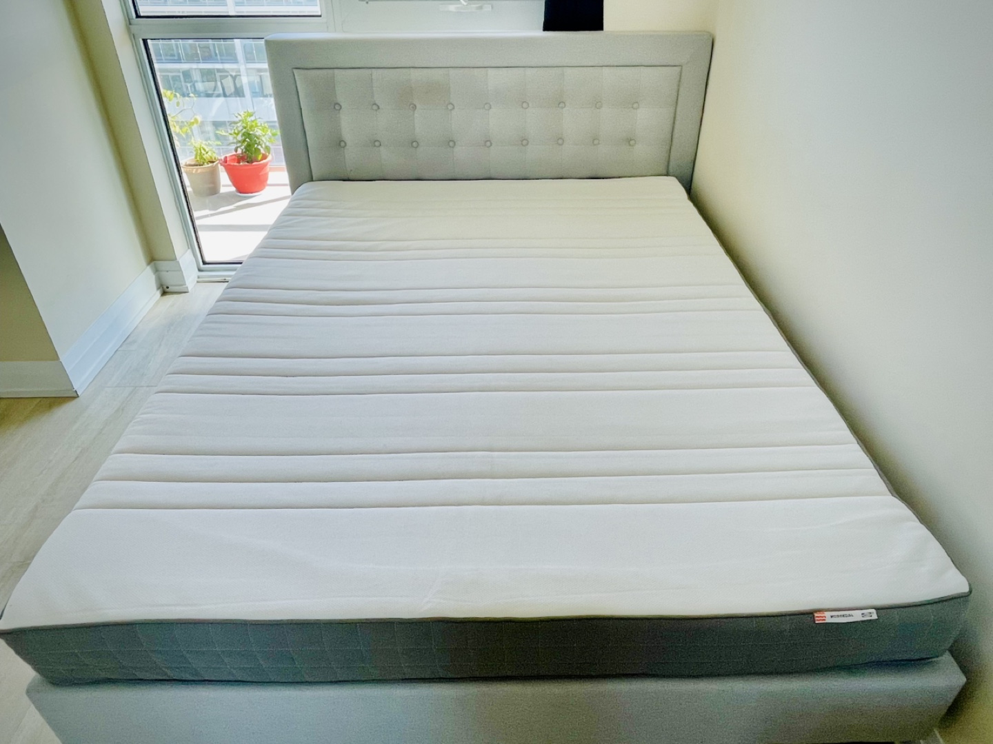 Queen Mattress- Memory Foam IKEA MORGEDAL - photo 3