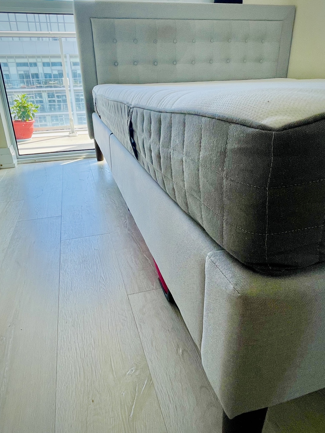 Queen Mattress- Memory Foam IKEA MORGEDAL - photo 2