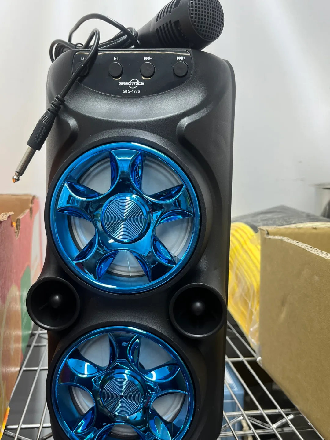 Wireless portable speaker with mic thumbnail