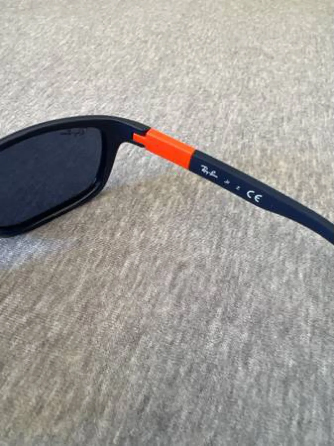 Ray Ban Junior Sunglasses Baby Shades image indicator(5)