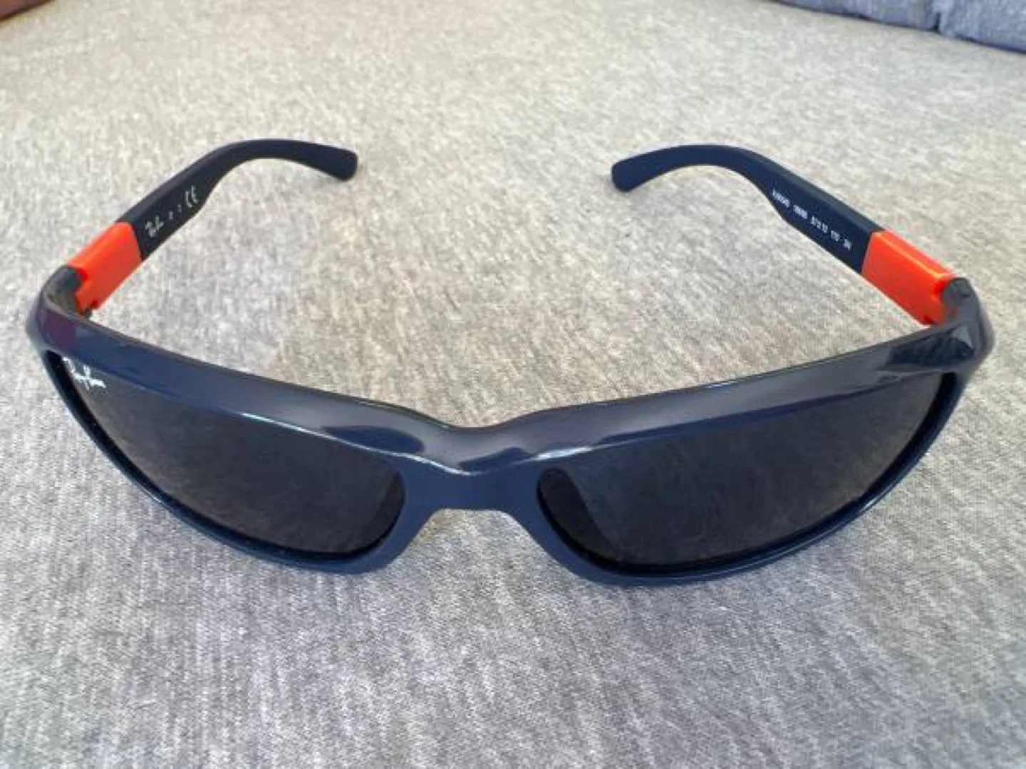 Ray Ban Junior Sunglasses Baby Shades image indicator(3)