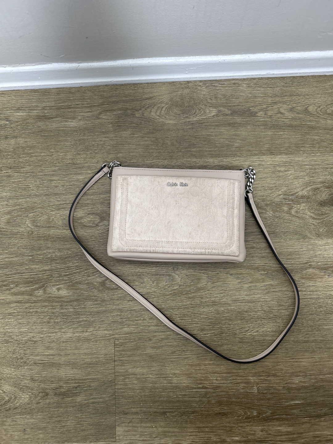 Calvin Klein Pink Crossbody Bag #freecycle