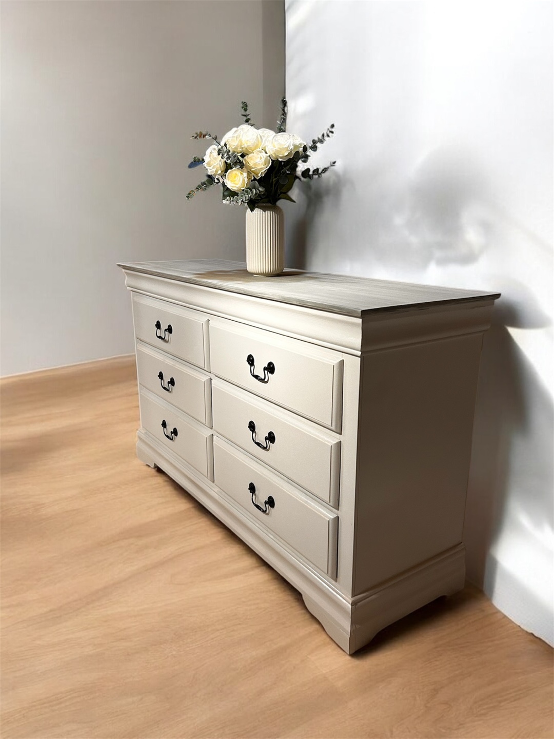 Modern Dresser - photo 2