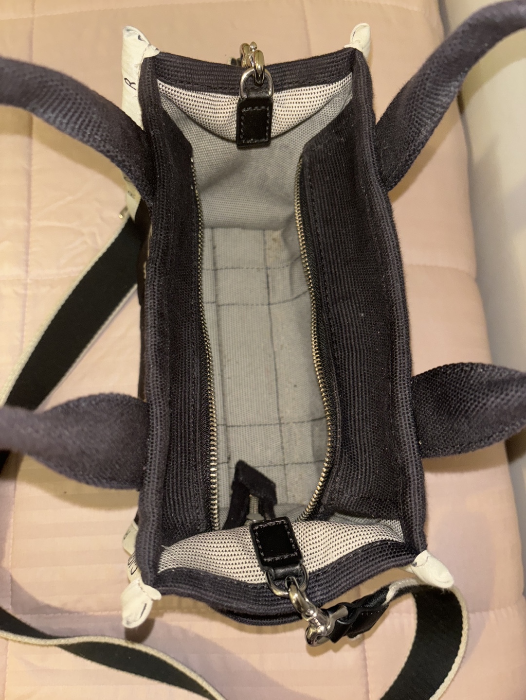 Marc Jacob’s Tote Bag - photo 4