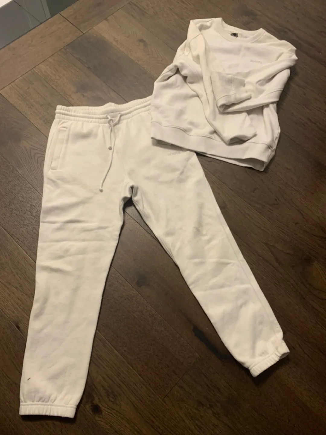 Roots cream Sweatsuit Size Small image indicator(8)