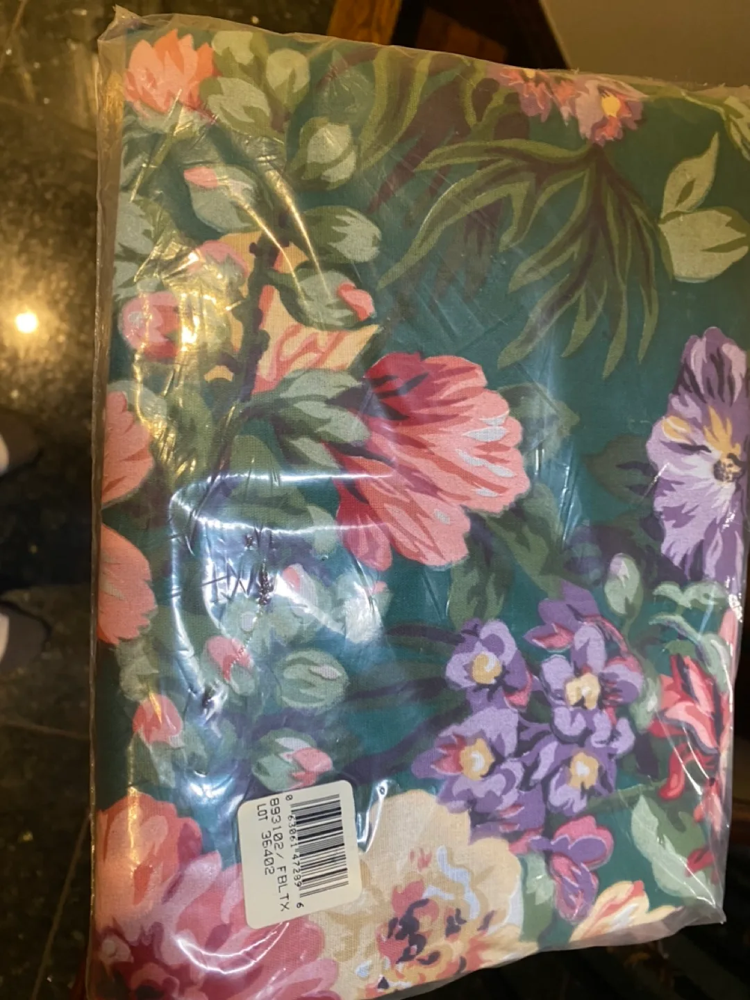 Wabasso Floral Flat Sheet - twin. #freecycle image indicator(2)