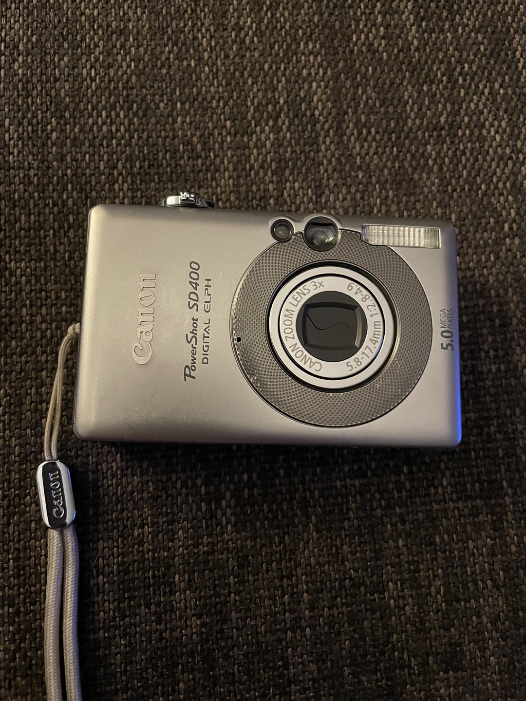 Canon PowerShot SD400 Digital ELPH Camera