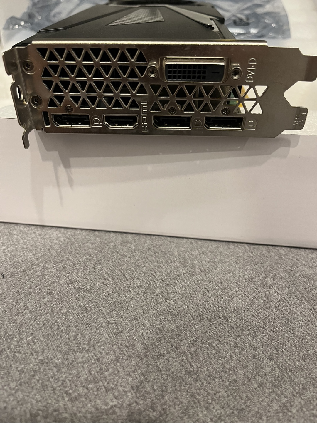 NVIDIA(R) GeForce(R) GTX 1070 with 8GB GDDR5 - photo 2
