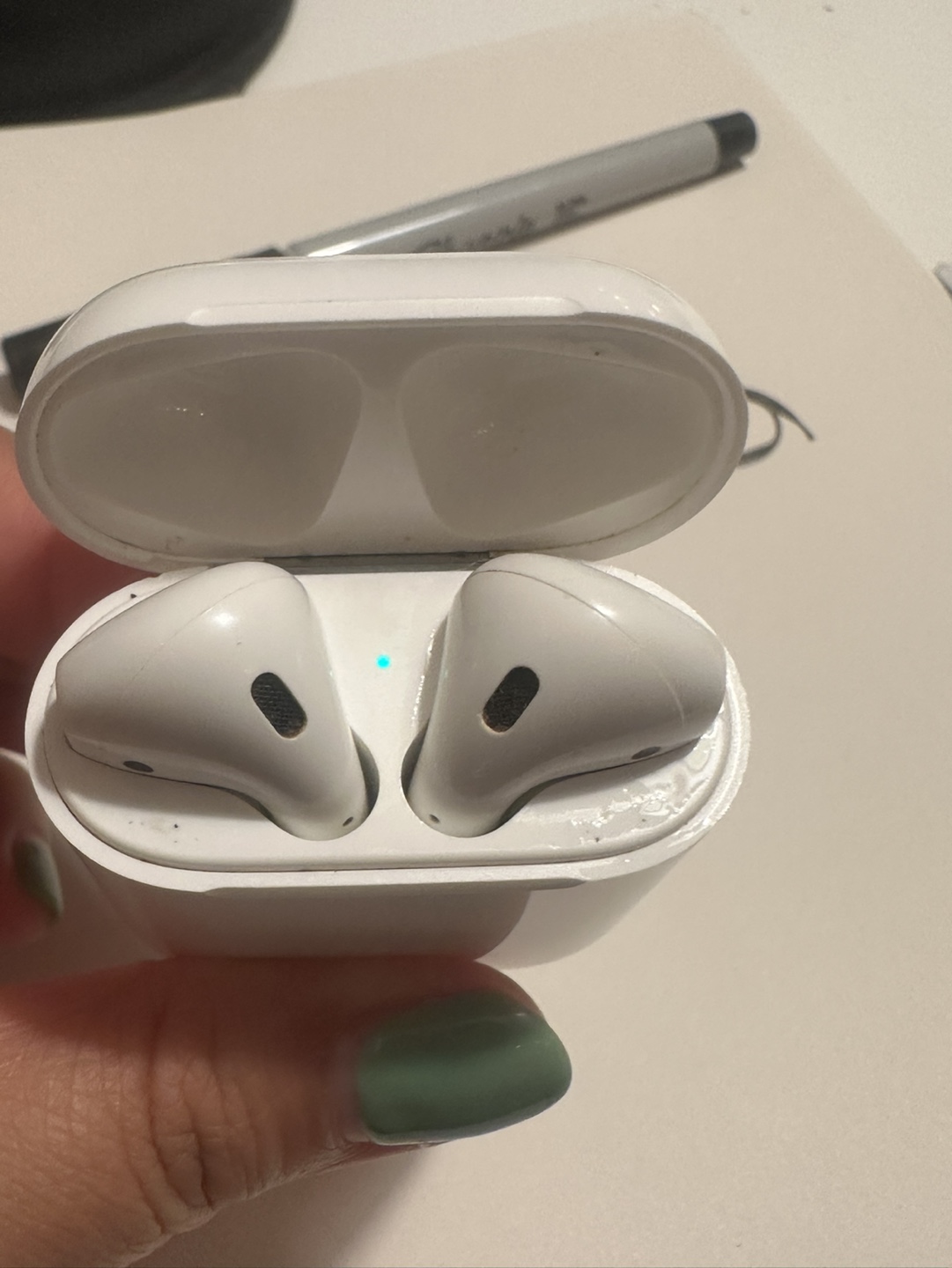 Apple AirPods gen 1 - photo 4