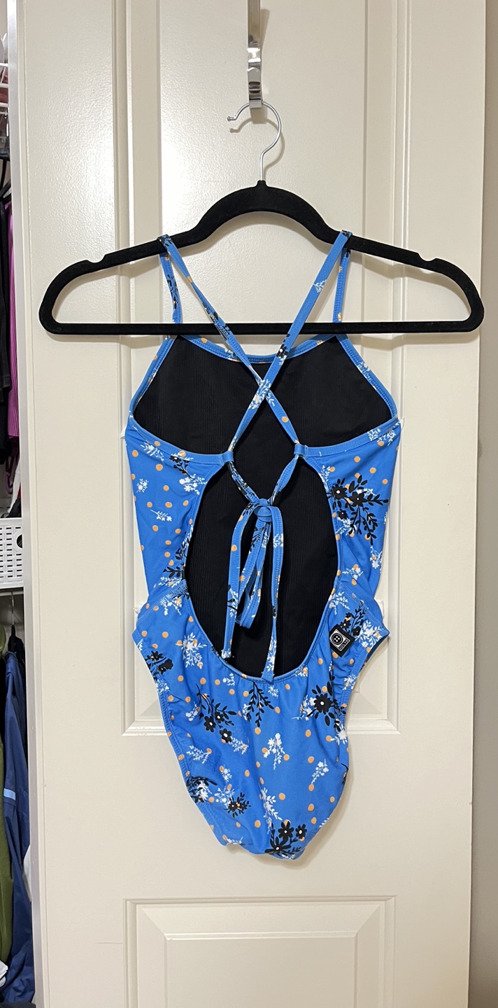 Jolyn JACKSON 4 Blue Floral One Piece Swimsuit - photo 2