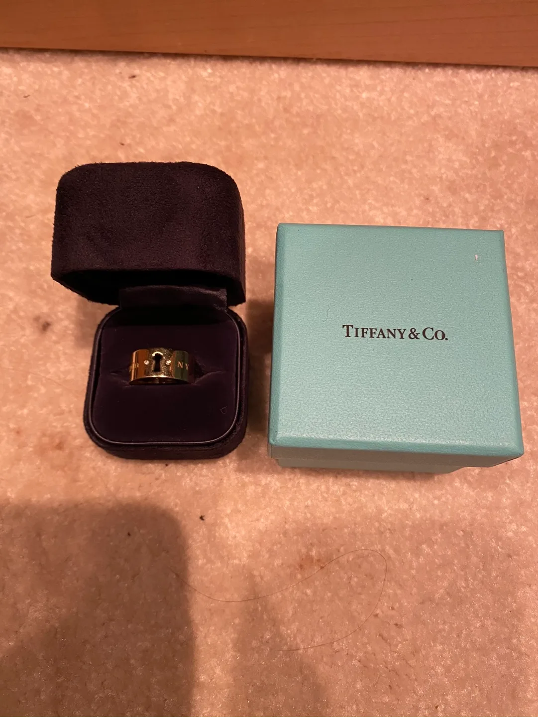 Tiffany & Co. Key Ring image indicator(2)