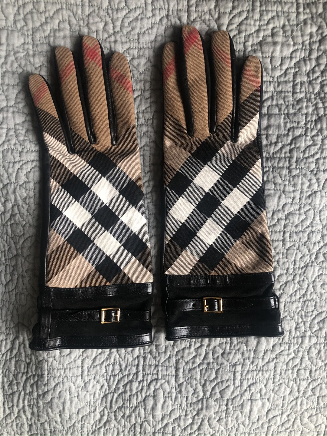 Burberry Leather Gloves