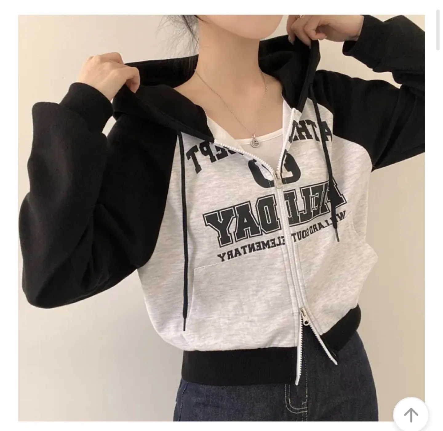 Korean Y2K Cropped Hoodie image indicator(3)
