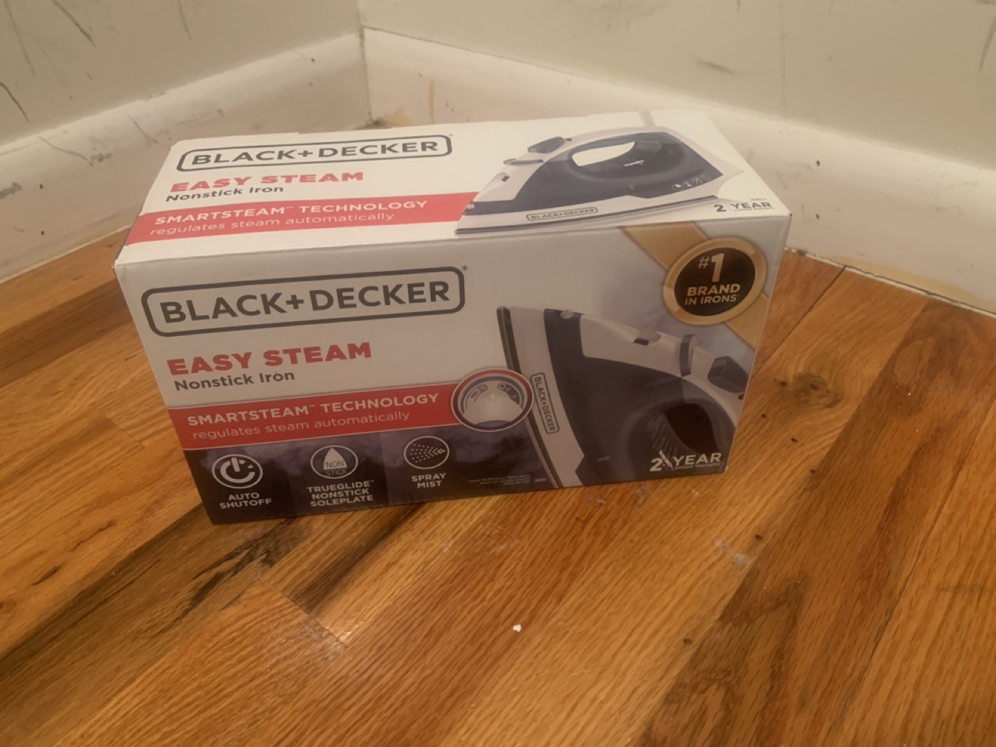Black+Decker Easy Steam Nonstick Iron