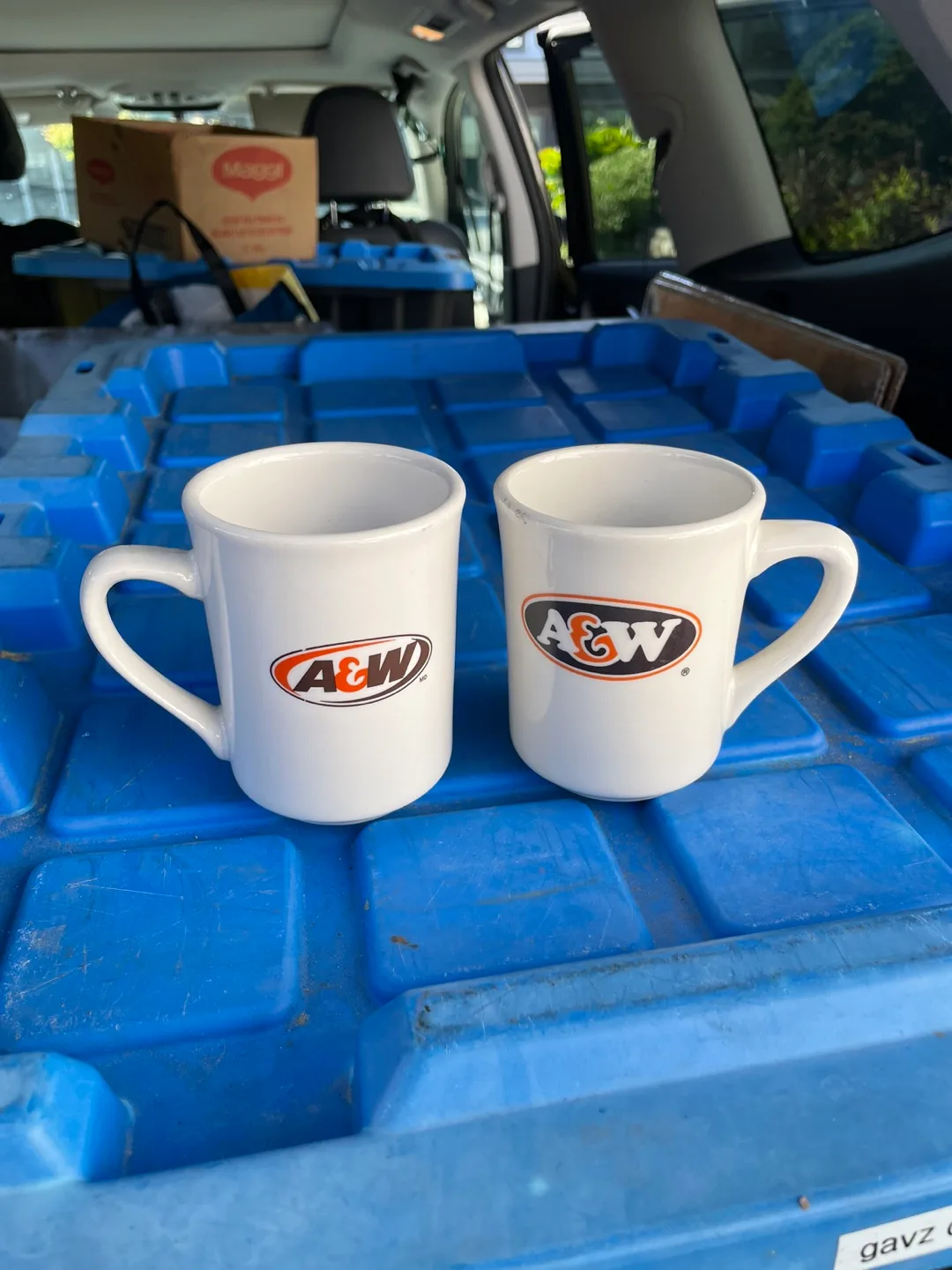 Set of A&W Mugs and Glasses image indicator(7)