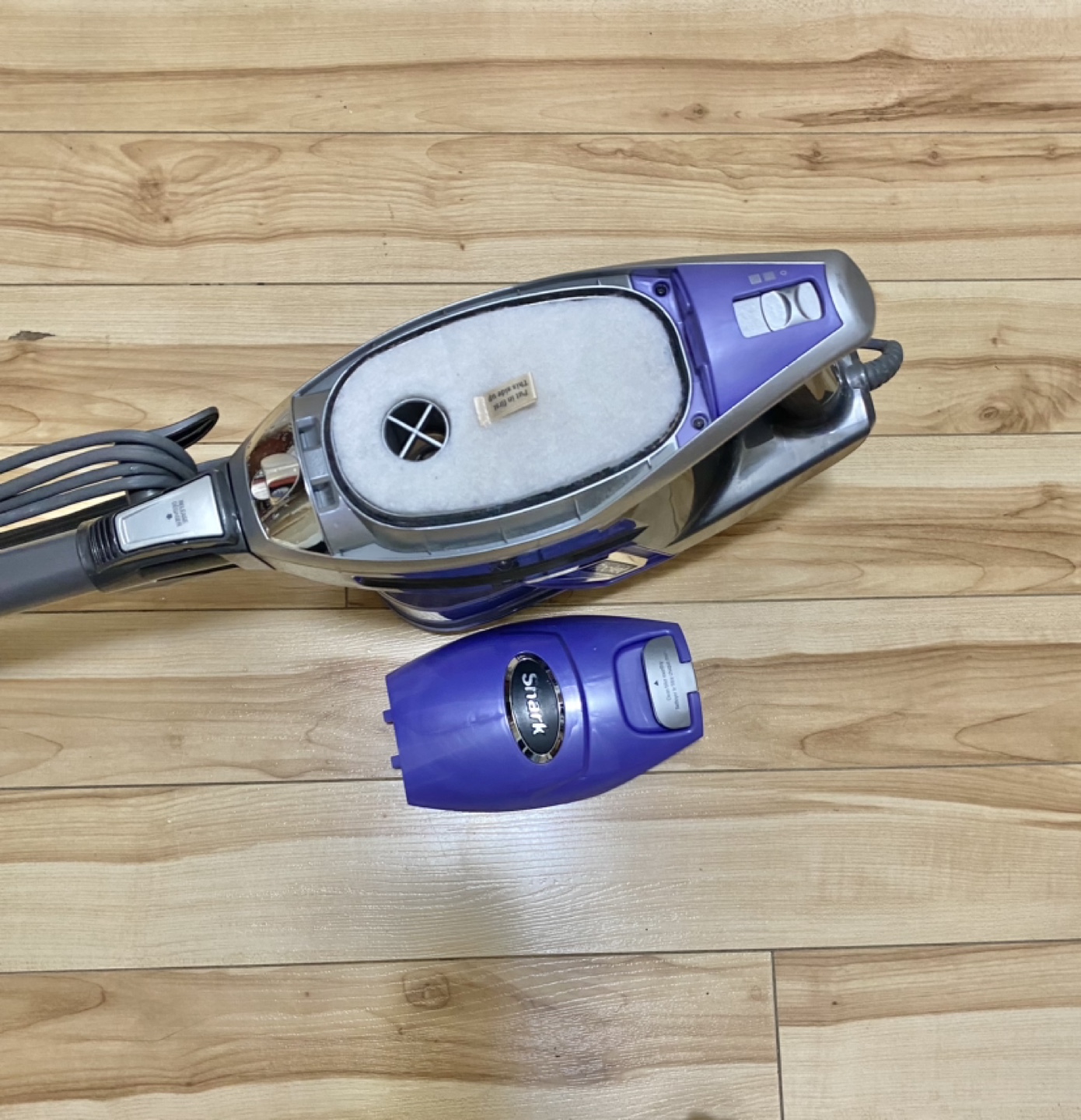 Shark Rocket Deluxe Pro Vacuum - photo 4