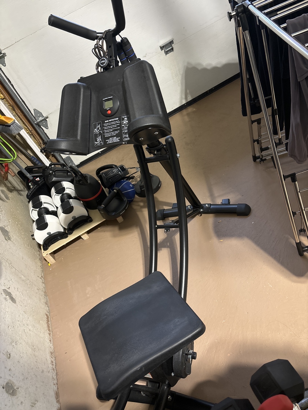 Abdominal Exercise Machine