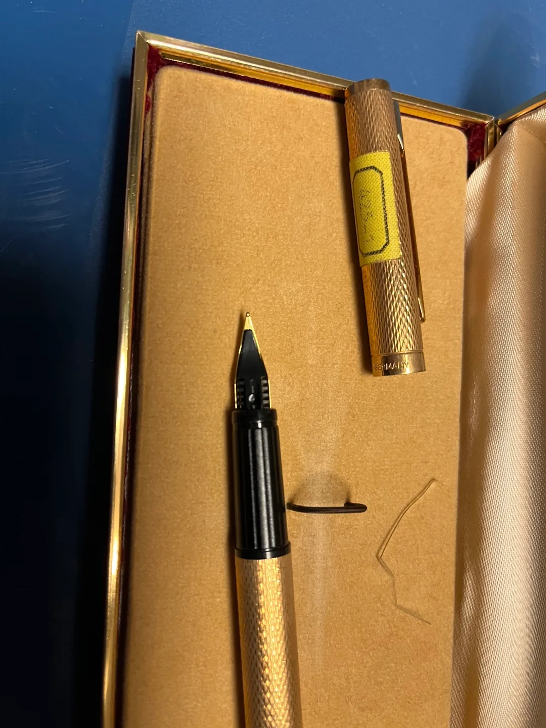 Reform Gold-Tone Fountain Pen piston driven ink pens image indicator(2)