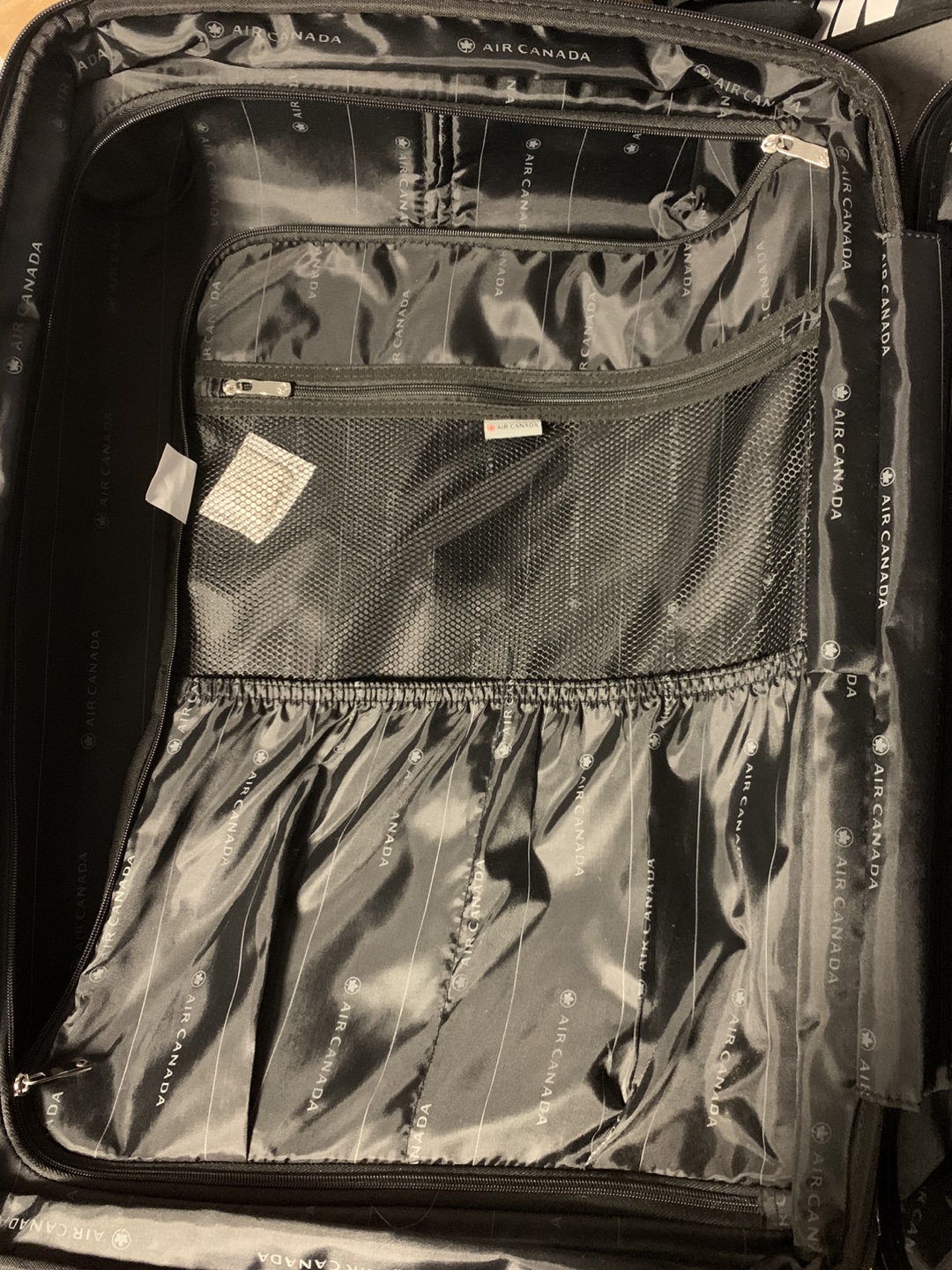 Set Of 2 Red Hardshell Suitcases By Air Canada - photo 4