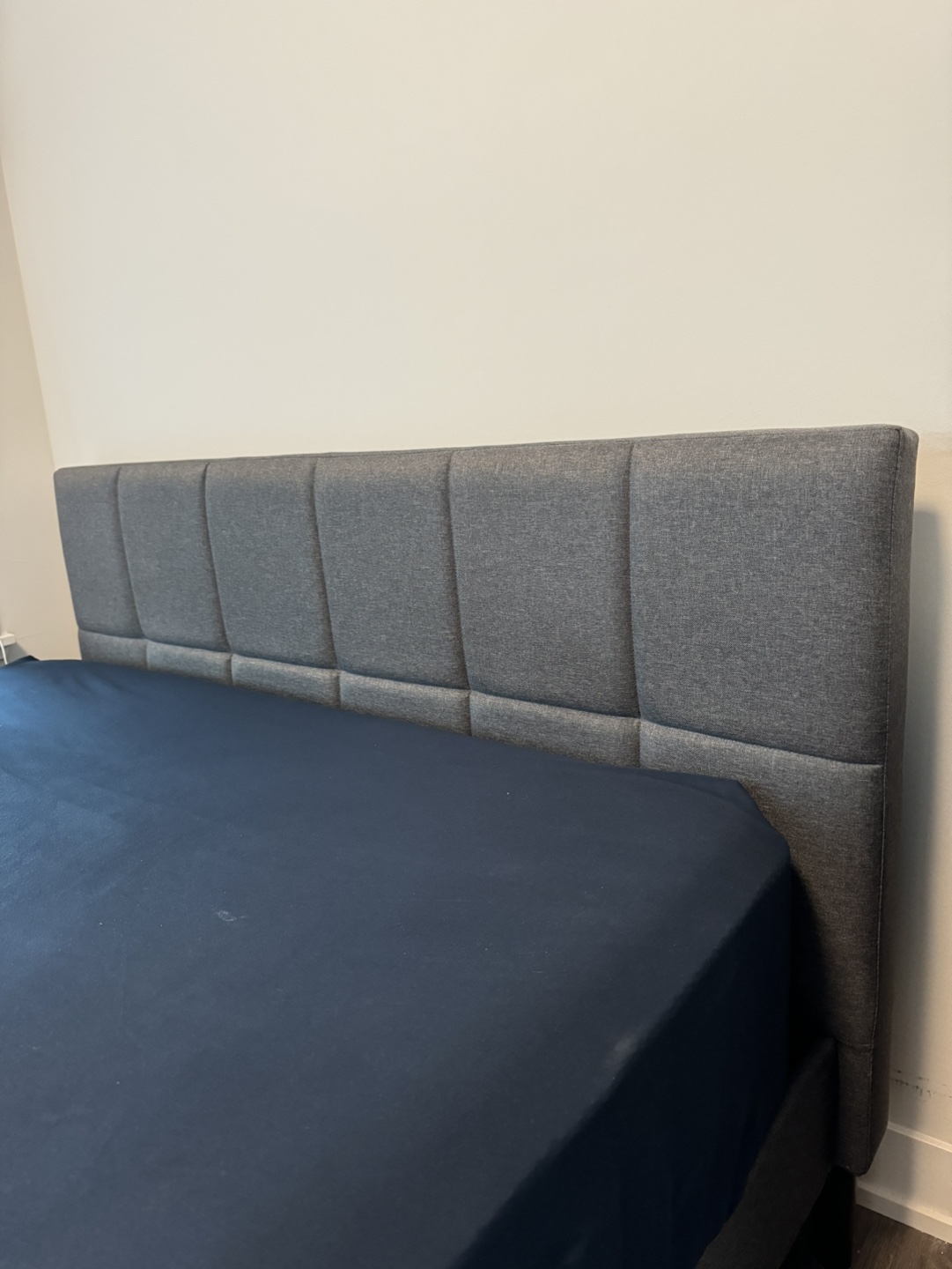 Full/Double Size Bed Frame with Headboard