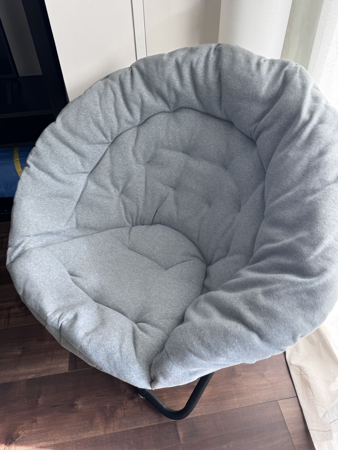 Grey Round Folding Chair - photo 2