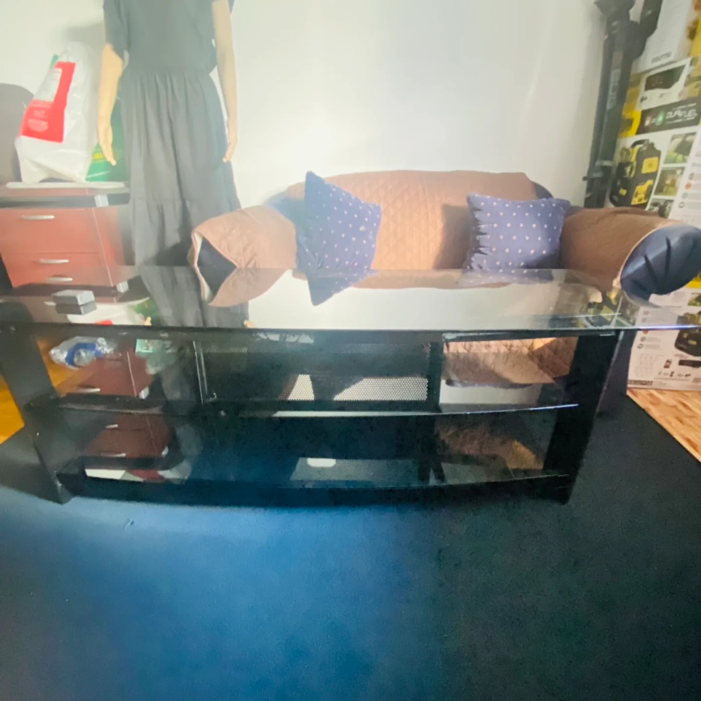 Black Glass TV Stand image indicator(2)