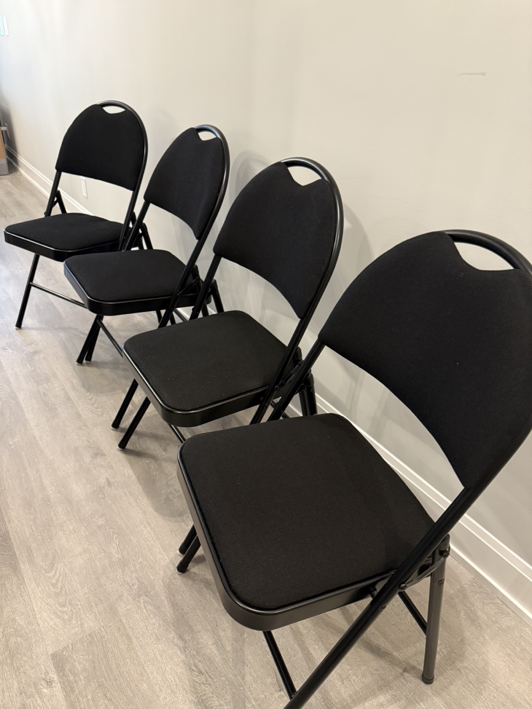 Set of 4 Black Folding Chairs - photo 2
