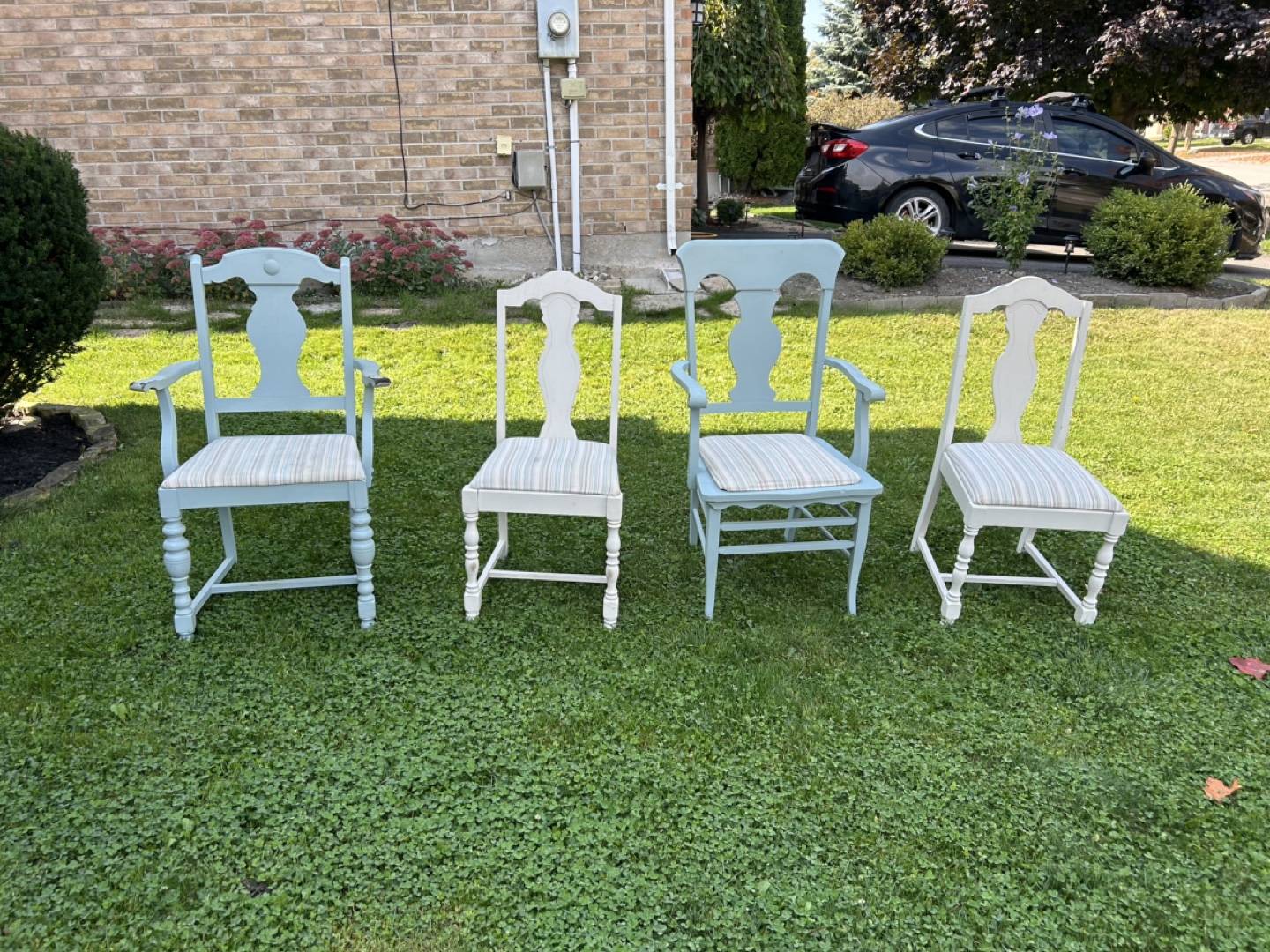 Set of 4 Vintage Dining Chairs and Table - photo 4