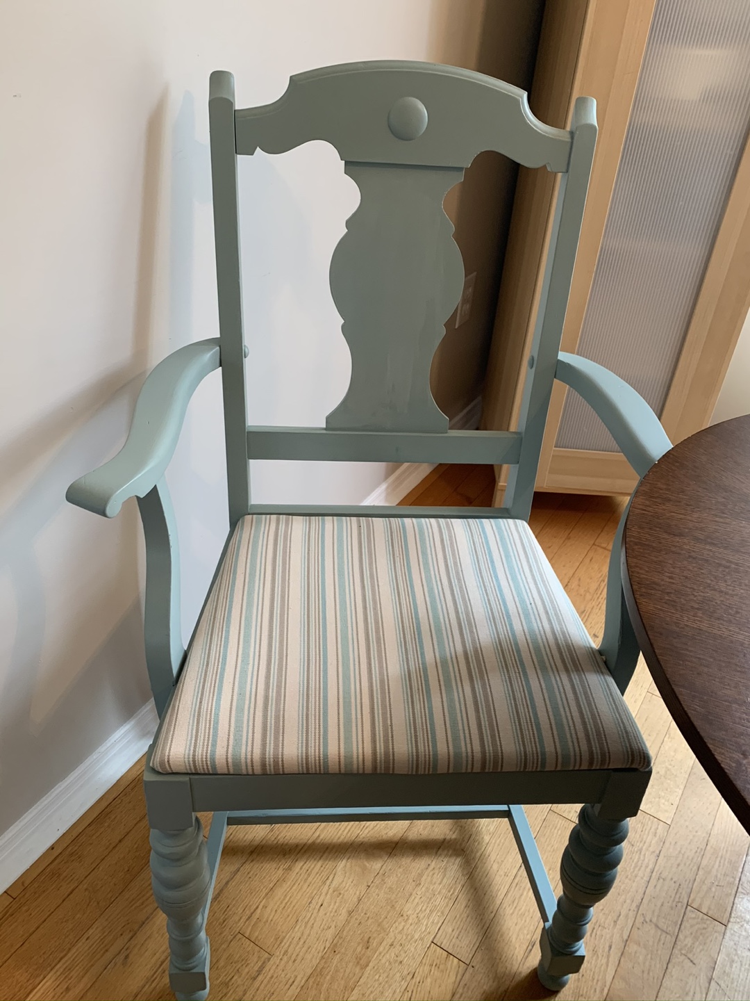 Set of 4 Vintage Dining Chairs and Table - photo 2