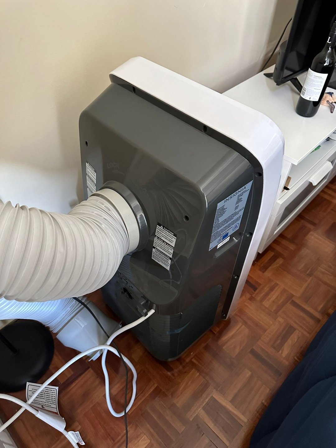 Insignia Portable Air Conditioner - photo 3