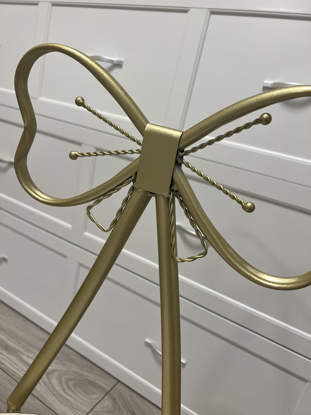 Gold Bow Vanity Chair - photo 3