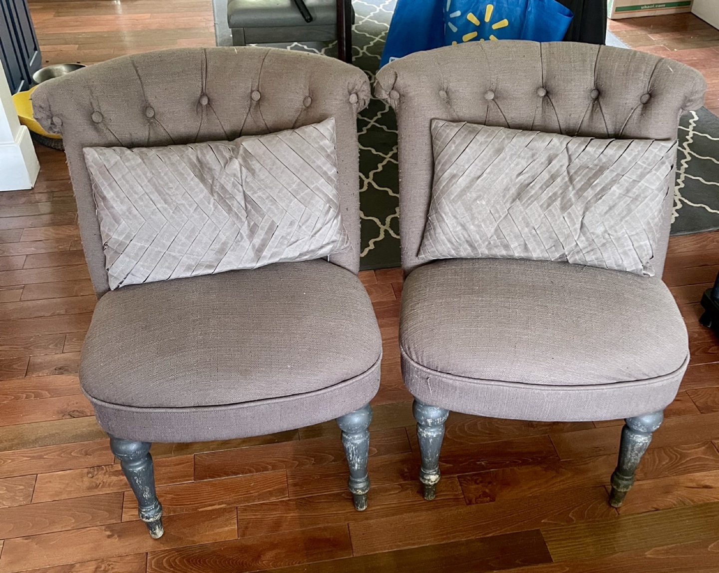 Set of 2 Accent Chairs #freecycle