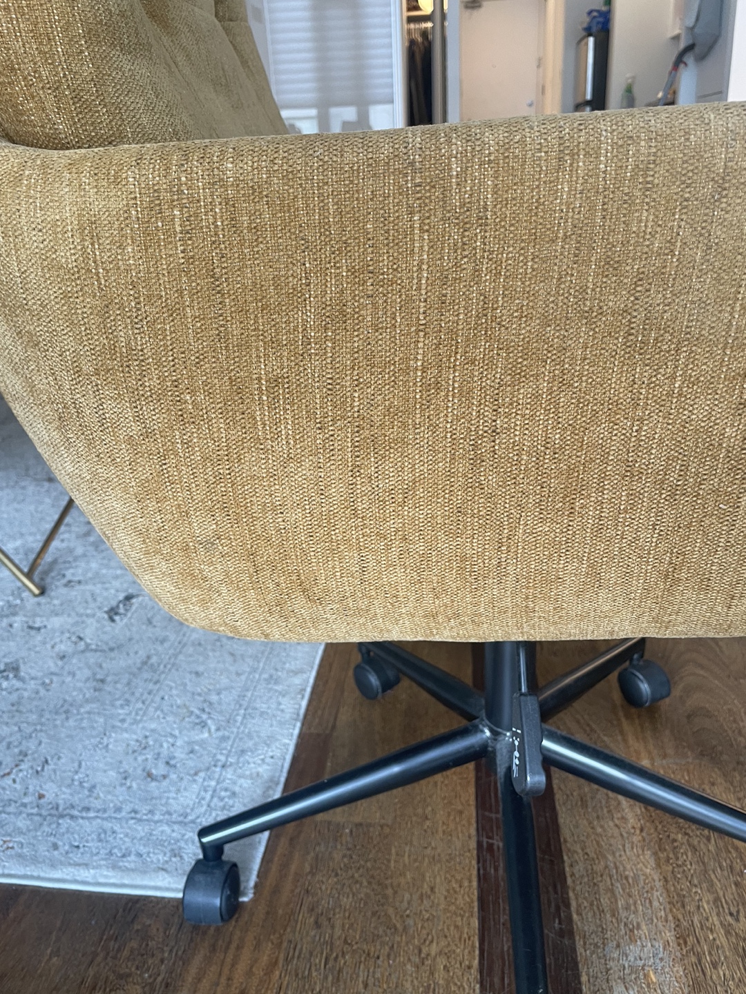 Office Chair - photo 2