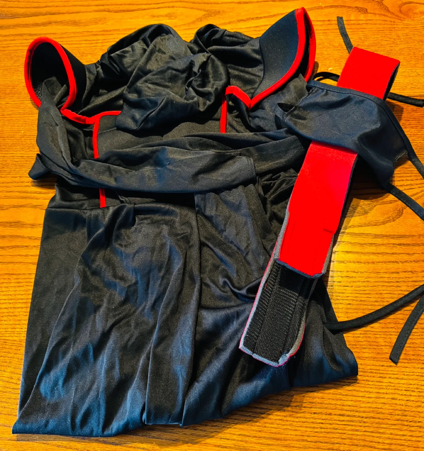 Spirit Halloween Stealth Ninja Costume image indicator(2)